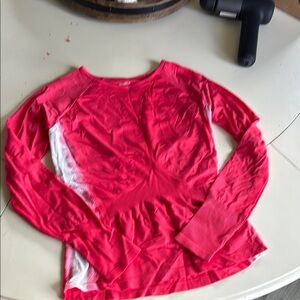 🍂💧Zella Fitted Pink and White Long Sleeve Top